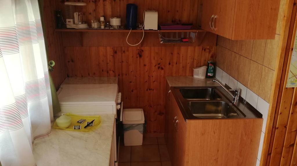 Keri Apartman Mosonmagyaróvár Exterior foto