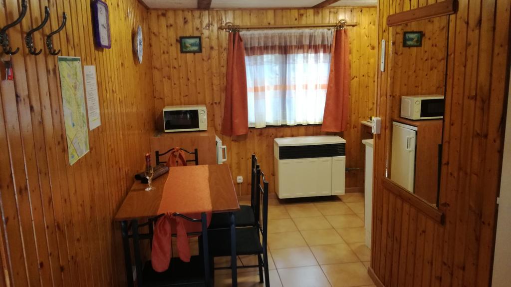 Keri Apartman Mosonmagyaróvár Exterior foto