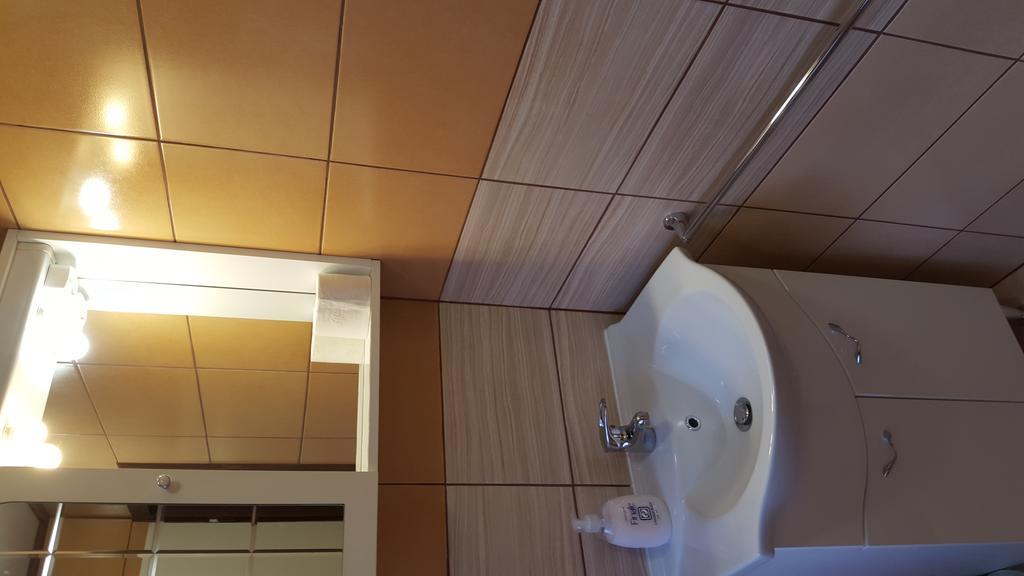 Keri Apartman Mosonmagyaróvár Cameră foto