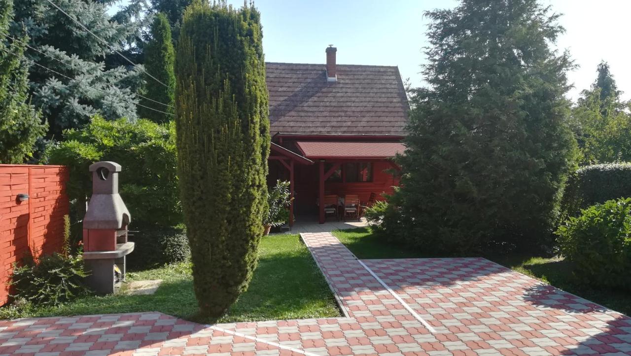 Keri Apartman Mosonmagyaróvár Exterior foto